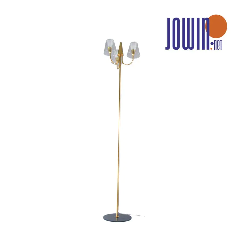 Зашто би требало да изаберете подну лампу за предворје за свој простор